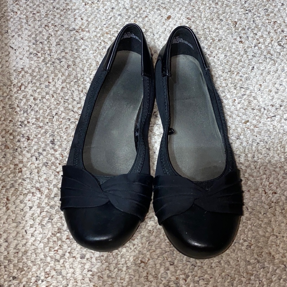 Black flats